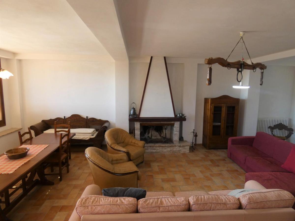 Scappo In Umbria, La Vallata Parrano Eksteriør bilde